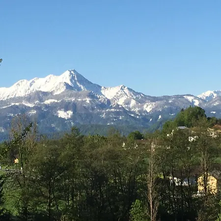 Zechner フェルデン・アム・ヴェルターゼー